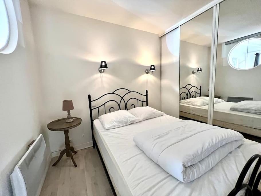 Joli Appartement En Centre Ville バニエール・ド・ビゴール エクステリア 写真